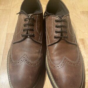Florsheim Brown Wingtip Dress Shoes - Men's Size 10.5 - Good Used Condition
